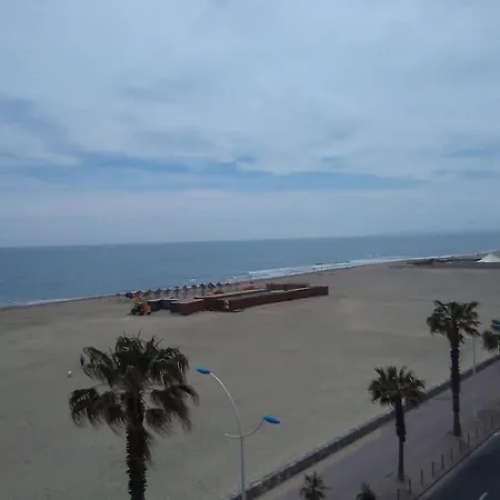 Studio Les Nereides Vue S/mer *